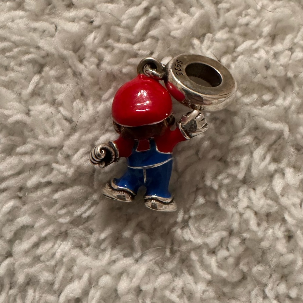 Mario Pandora Charm - Picture 2 of 2